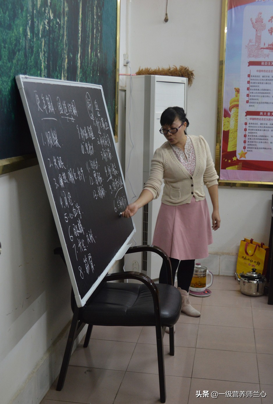 嗓子沙哑化痰喝什么茶,喉咙沙哑要炖什么喝