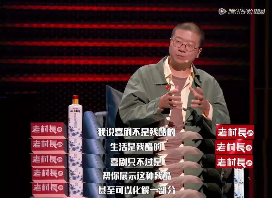 世界上最酷的女人，是说脱口秀的