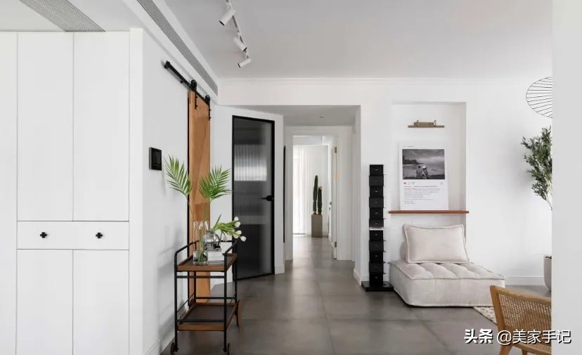 大面积留白风格装修,留白设计装修