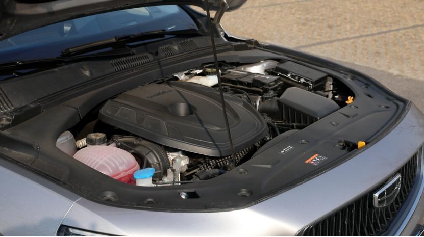 吉利星瑞1.5t试驾视频胖哥,吉利星瑞l2.0t试驾视频