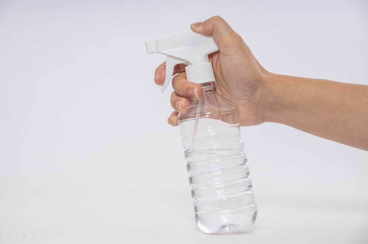 兔子破皮了擦什么药,兔子抓伤破皮怎么处理