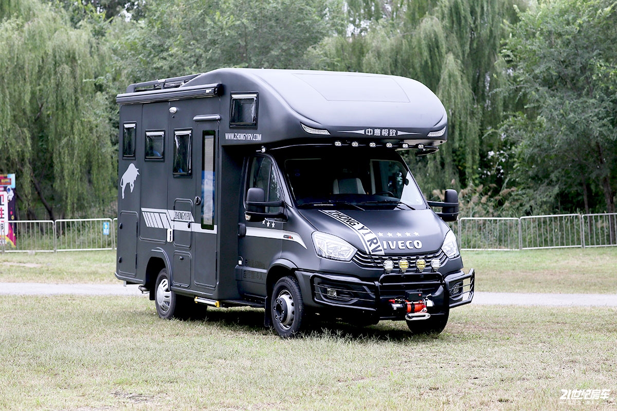 最新国产依维柯欧胜四驱房车,依维柯欧胜6.5吨悬挂