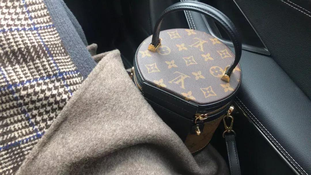 lv现在值得买吗,买lv的真实感受