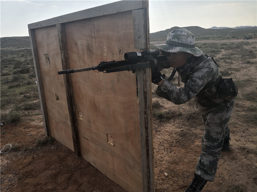 从替补队员到种子选手,*击狙**女兵完美演绎一鸣惊人