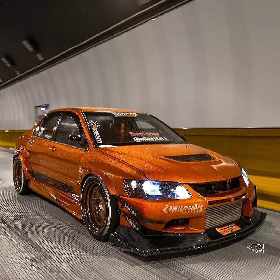 高速上闹肚子怎么处罚,高速路堵车闹肚子怎么办