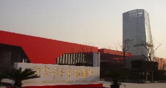 告别卷材，用它给建筑屋顶穿上永久防水衣