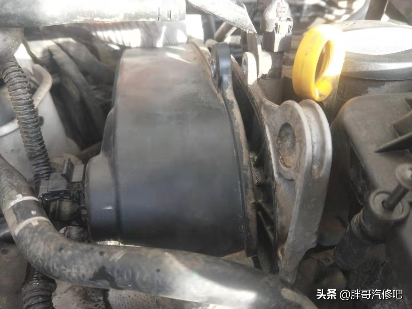 大众ea211发动机正时皮带更换时间,大众ea211发动机1.6涨紧轮