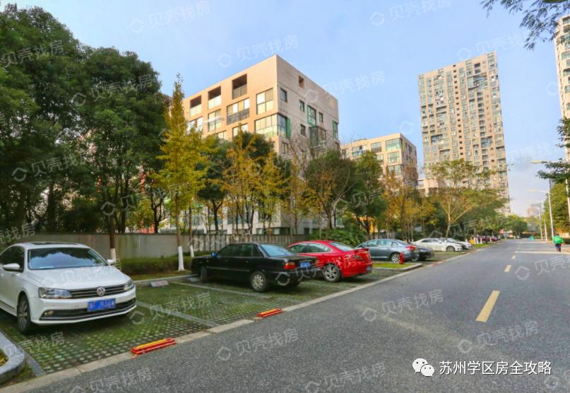 择校攻略｜周边别墅成群的金鸡湖学校