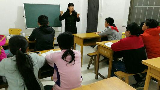 为孩子上补习班,为孩子补习花费说说