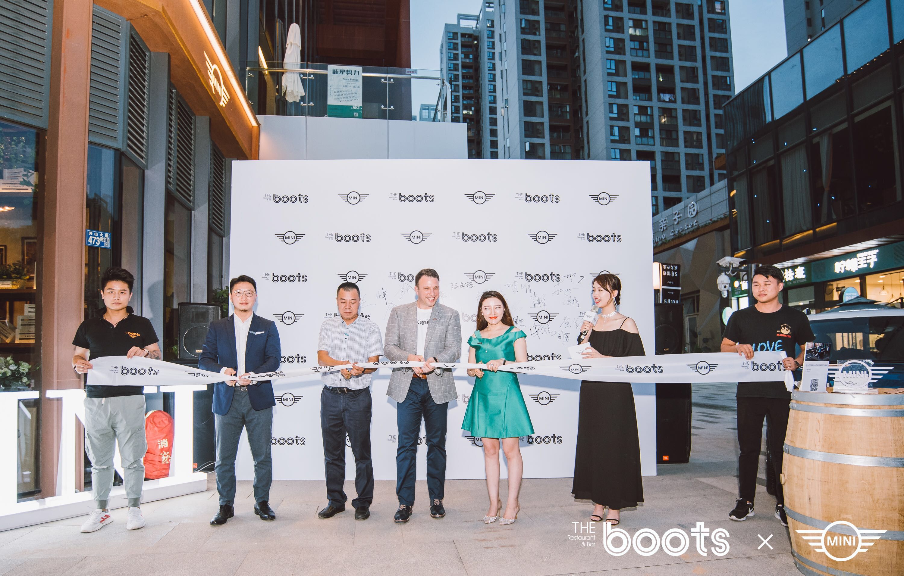 鍚冨湪姝︽眽,姝︽眽theboots娉ラ澊椁愬巺