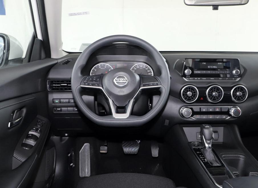 朗逸和轩逸到底哪个更值得购买,朗逸和轩逸缺点对比怎么选