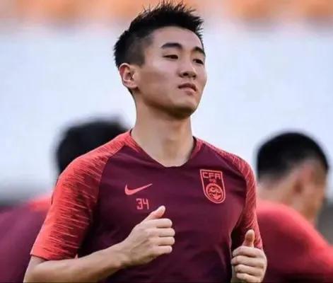 首秀破门的球星有哪些,首秀进球国足球员