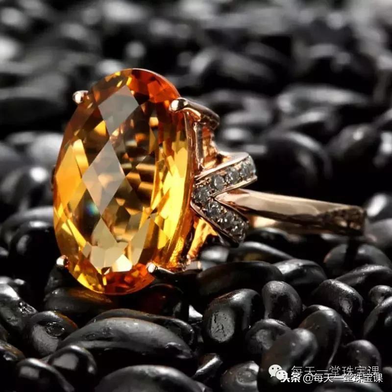 绿幽灵水晶和什么水晶最好搭配,绿幽灵什么水晶最招财