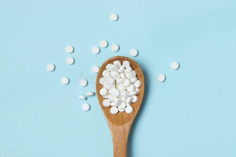 阿普唑仑与艾司唑仑有何不同,艾司唑仑可以和佐匹克隆一起服吗