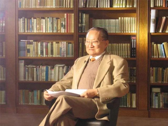 仿冒金庸小说名字,假冒金庸和梁羽生的2本武侠小说