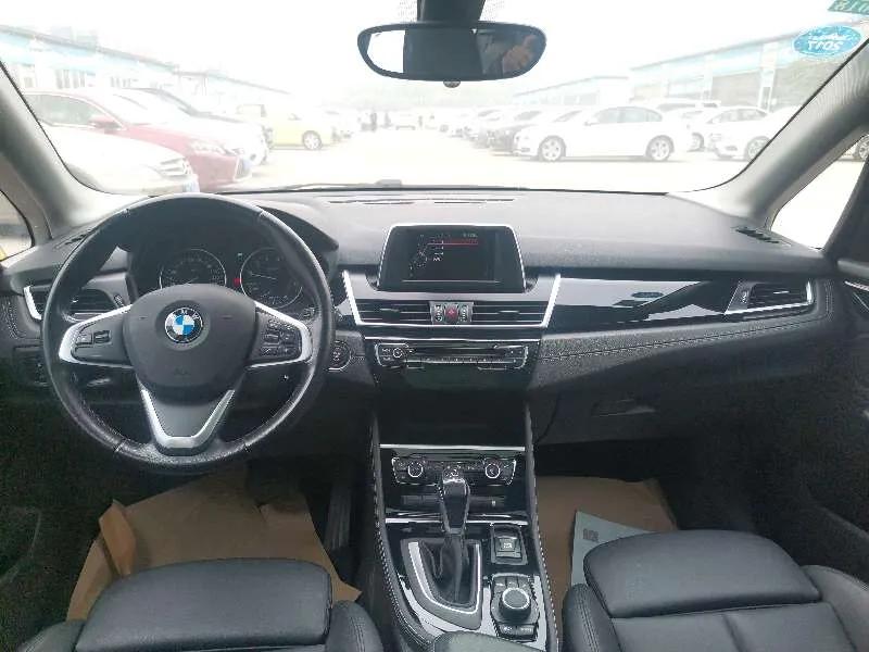 优车严选,宝马218i值得买吗