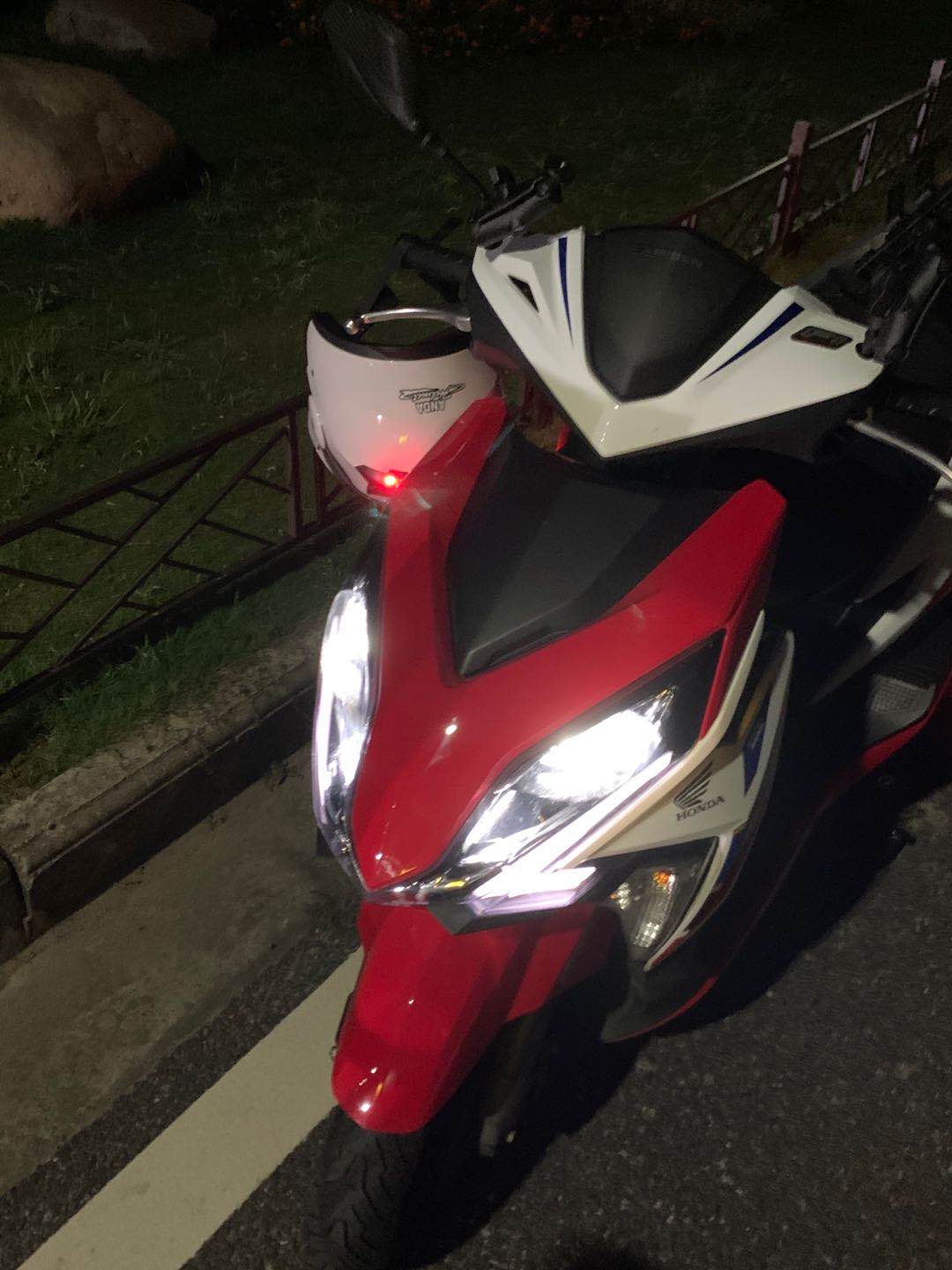 本田裂行125踏板有防盗报警功能吗,新大洲本田裂行125踏板评测