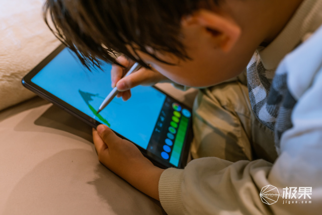 学习看网课用哪款平板比较好,适合长期使用并且上网课的平板