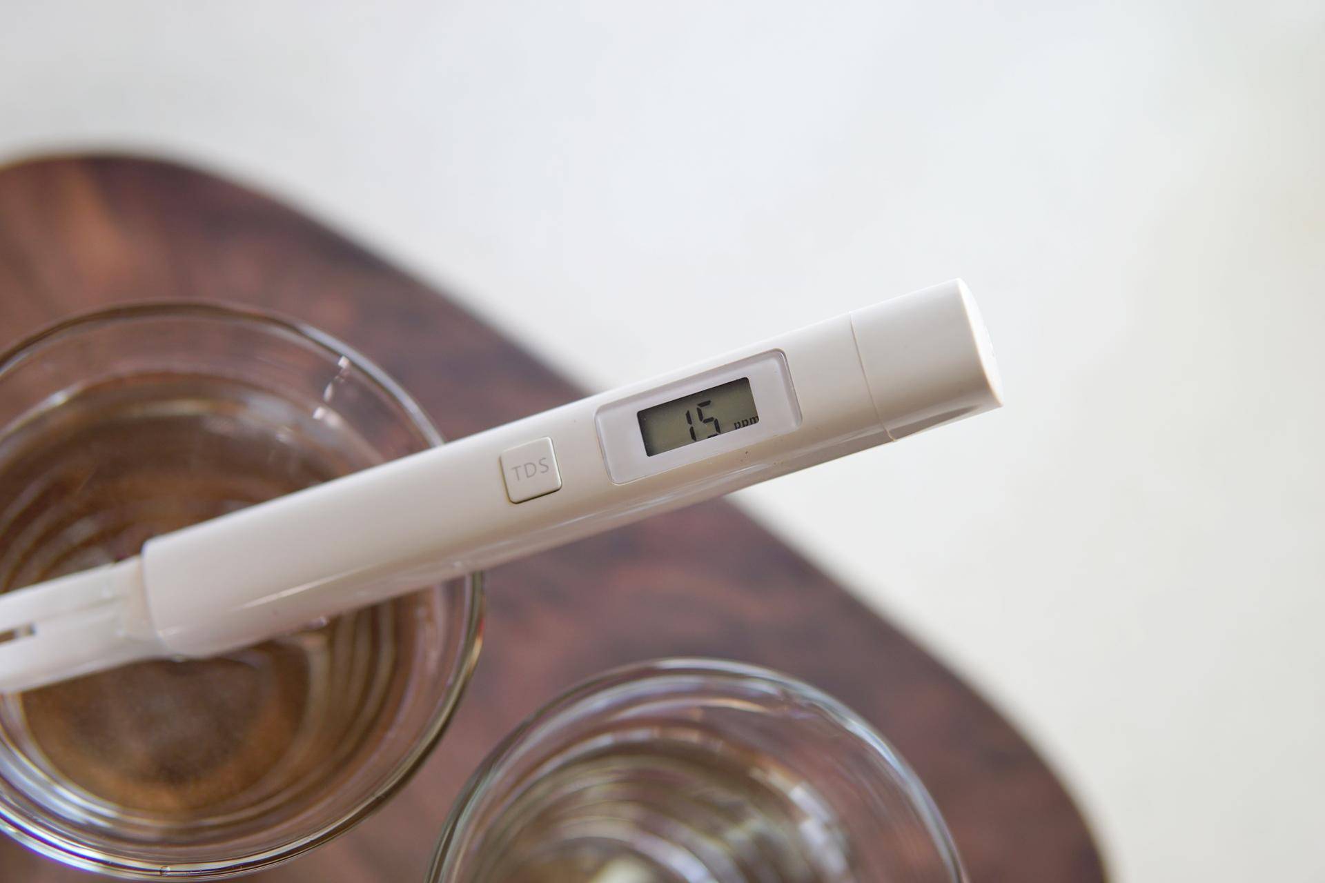 房价那么贵一点也不能浪费,台面净热一体净水机测评