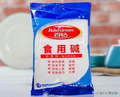 面点制作大全面粉,制作面点撒面粉视频