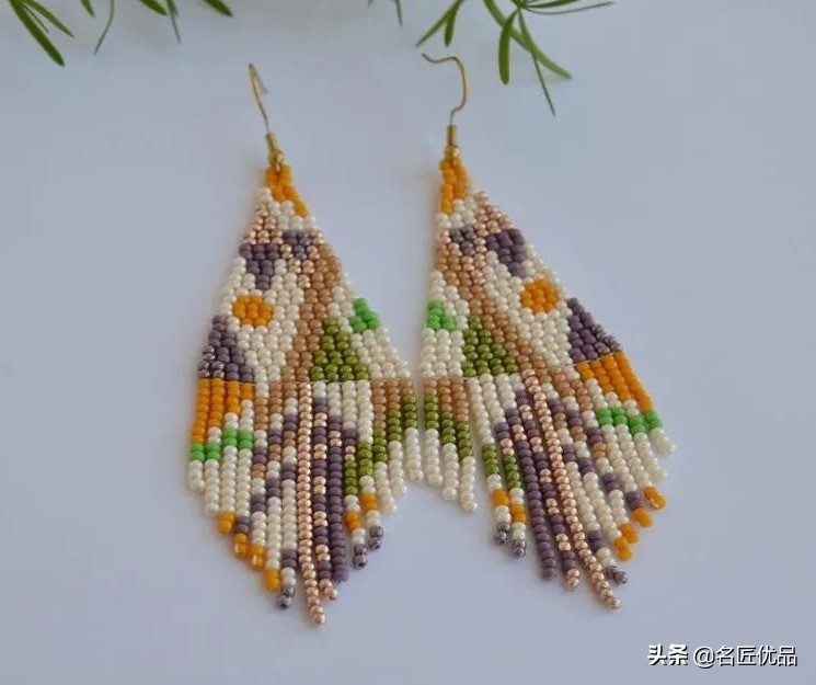 实用的小米珠串珠视频,串珠小米珠散珠