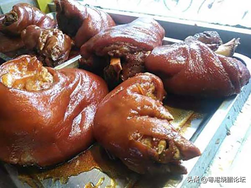 广东隆江卤水猪脚做法,卤猪脚很油怎么办