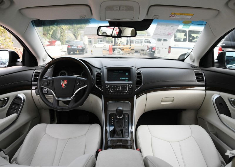 车长近5米,为冲击高端市场而来,荣威中型车950为何月销0台?