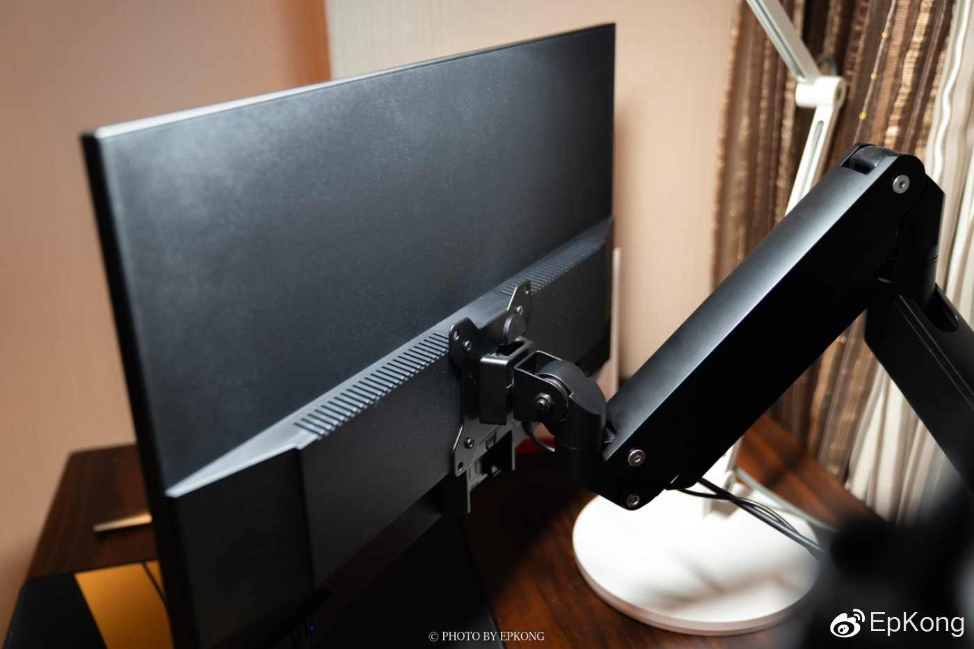 任何小缺点在价格面前不足为道—宏夏友达1.9面板280Hz显示器测评