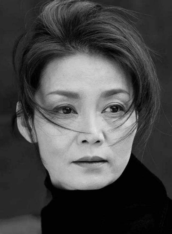 入佛门的李娜现在怎样了,出家的李娜现在如何了