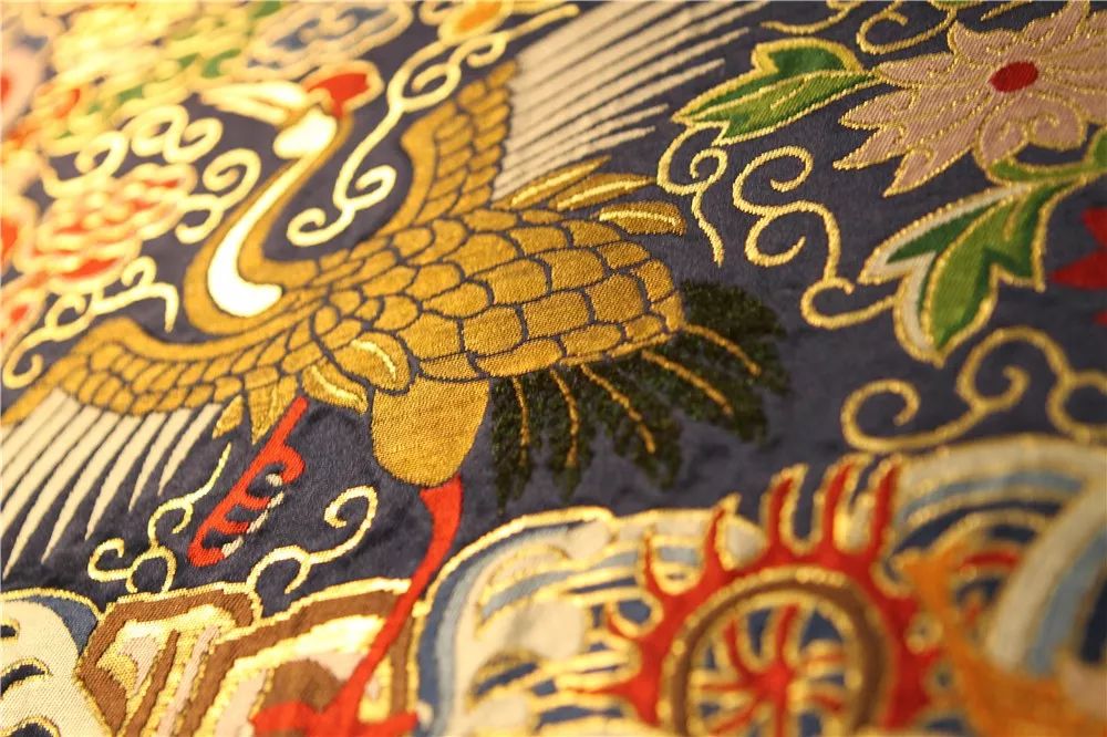 南京云锦，寸锦寸金的皇家织锦，几近失传又重获新生