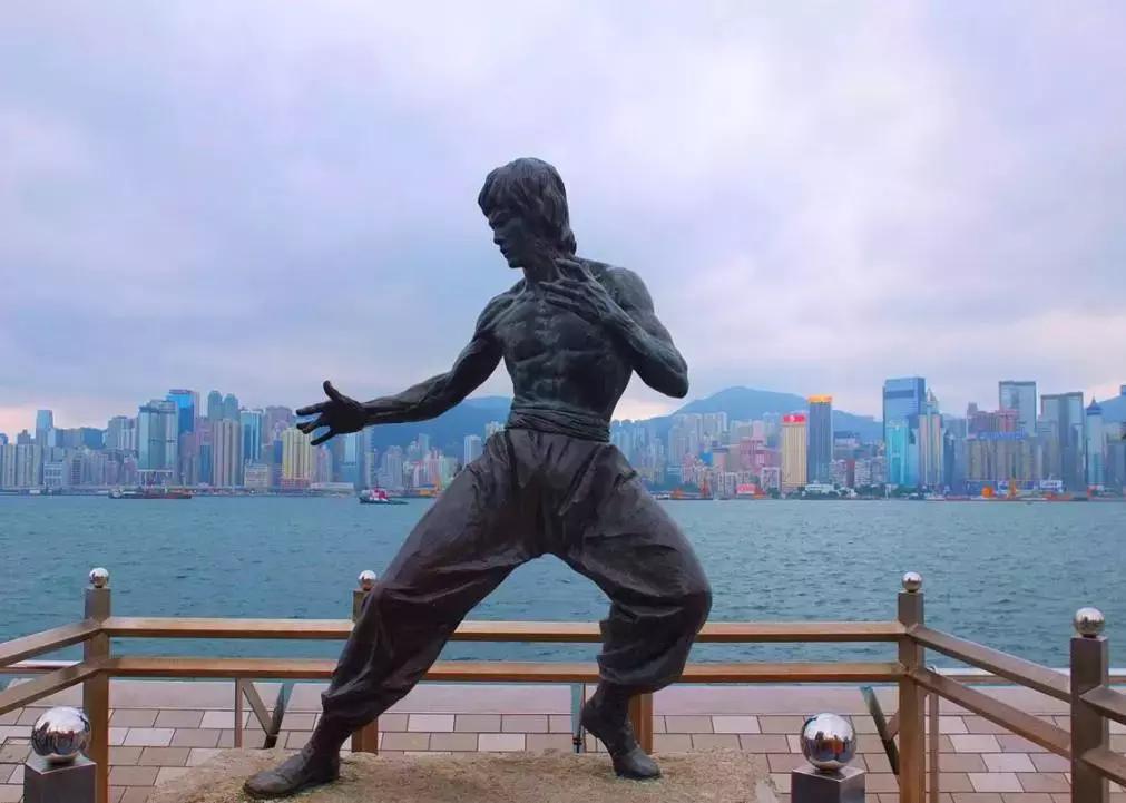 像彩色水果糖一样的香港，让人心动