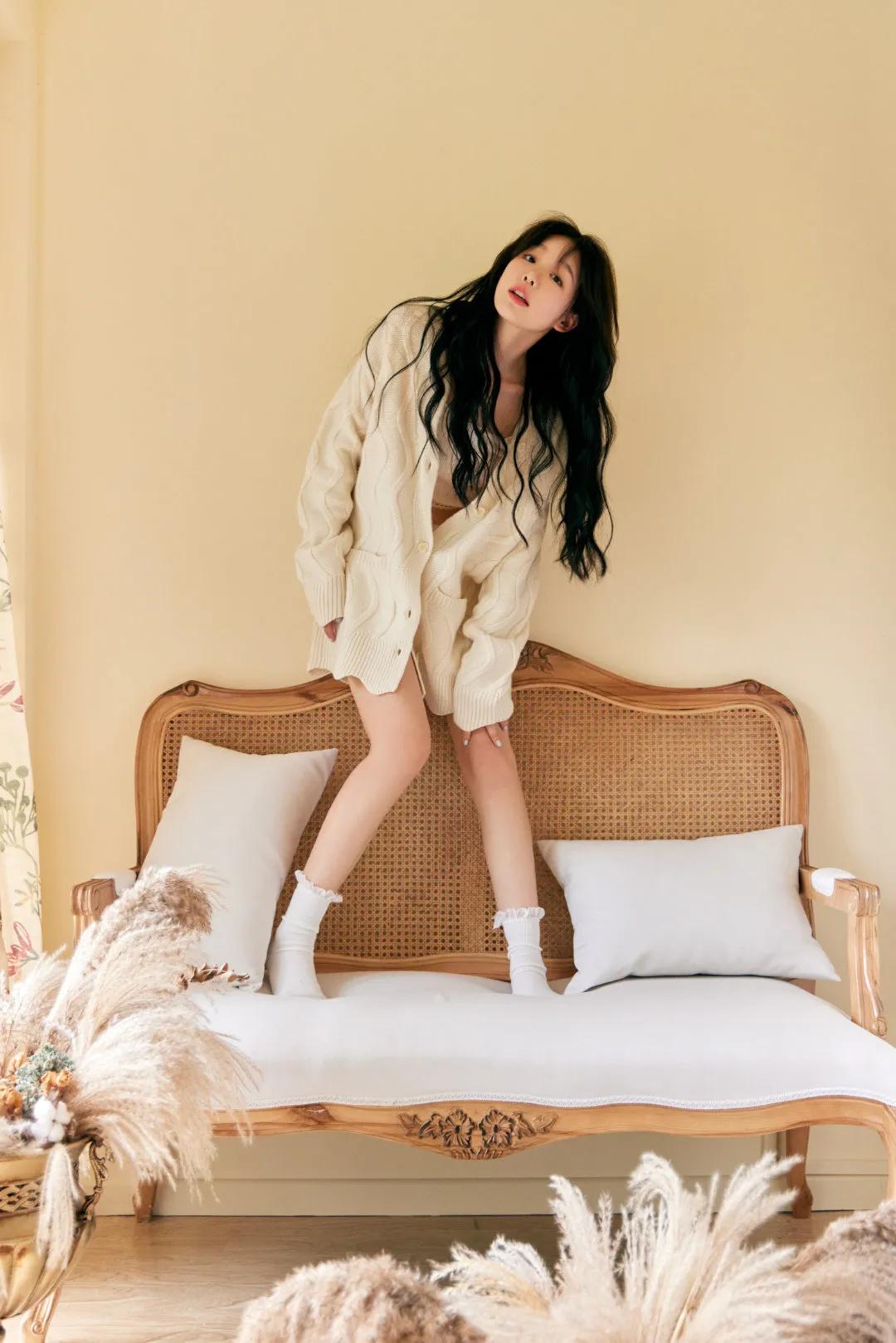 明星同款针织衫日常穿搭,秋天衣服推荐女毛衣