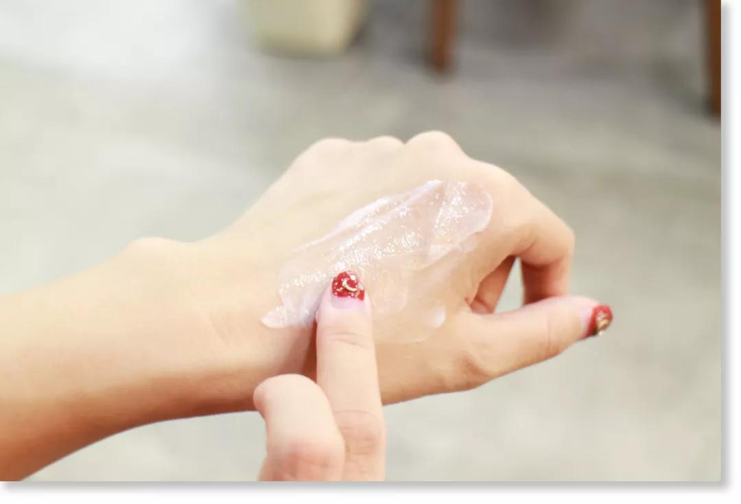 李佳琦没骗人！“国货之光”拯救烂脸，销量21万！乔欣也打call？