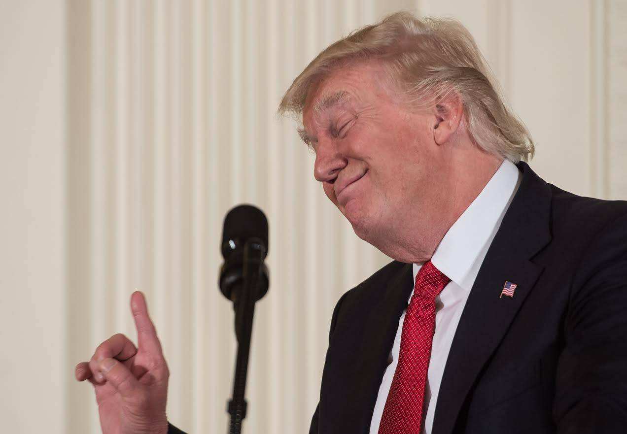 特朗普的新标签：重度洁癖、强迫症患者