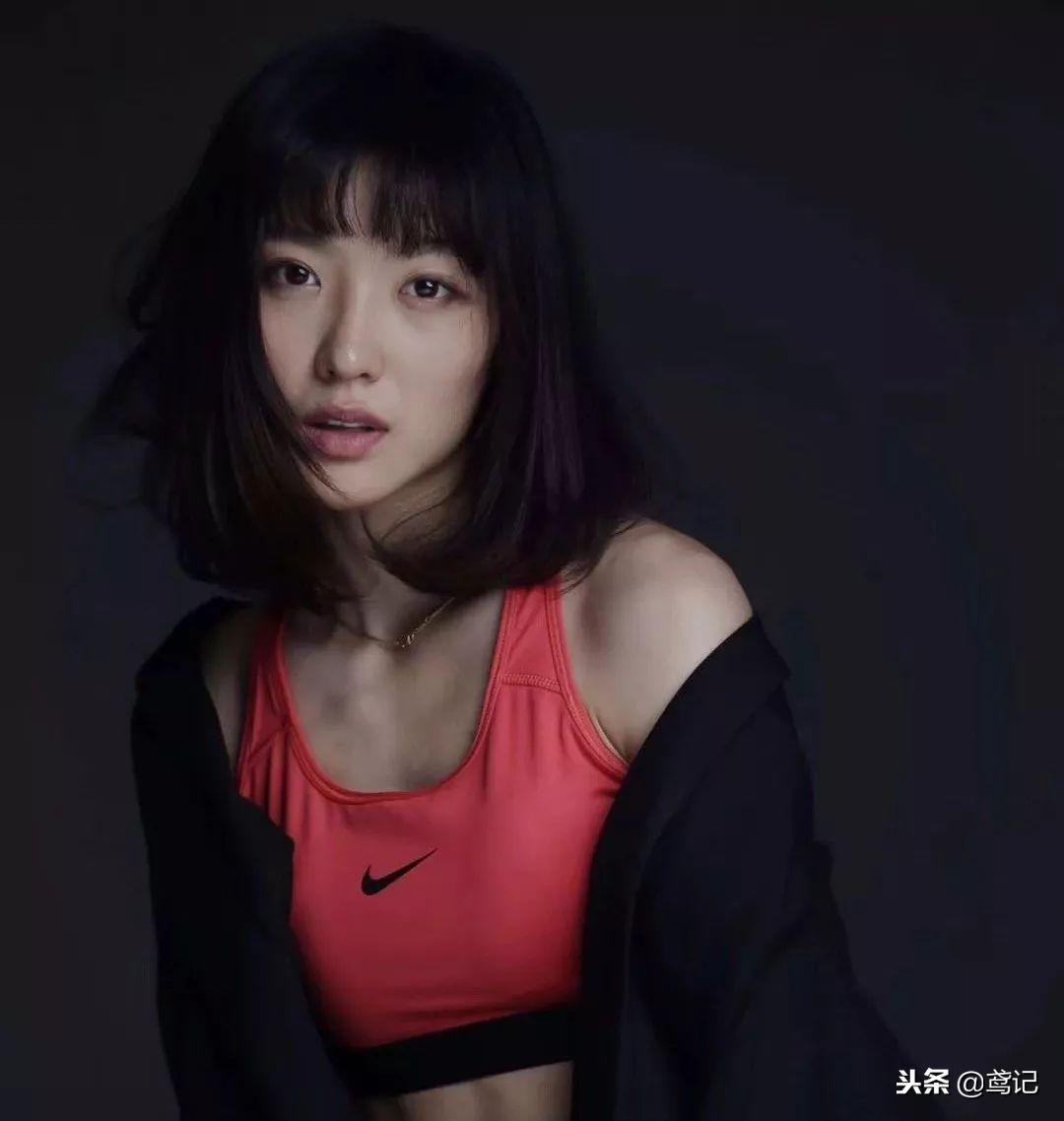 百万粉丝女网红整容,百万女网红被爆视频