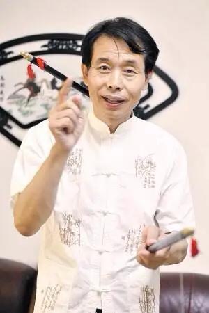 中国古彩戏法传承人,中国古彩戏法震撼全场