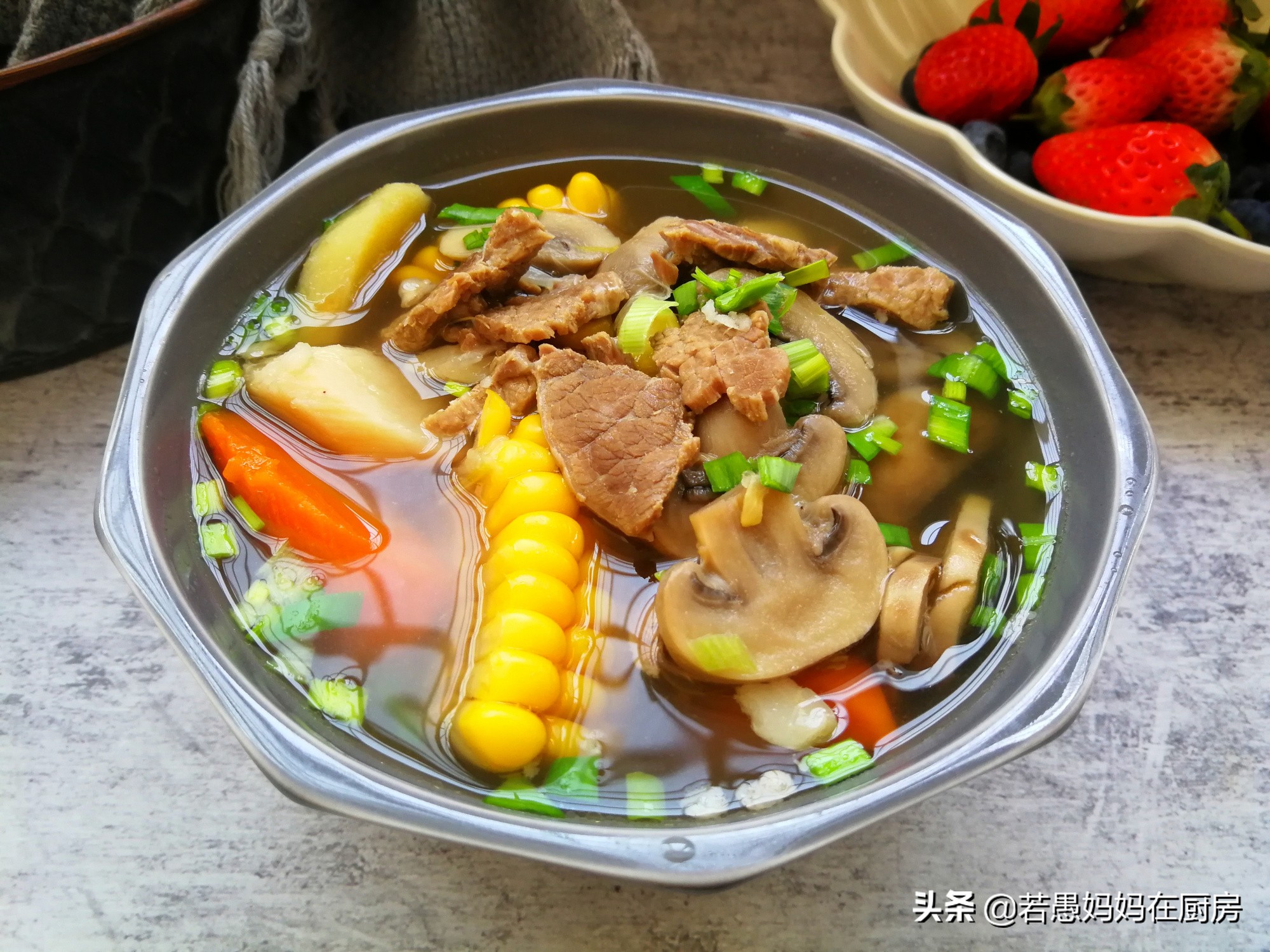 牛肉汤最好的做法视频,冬季牛肉汤怎么做好吃