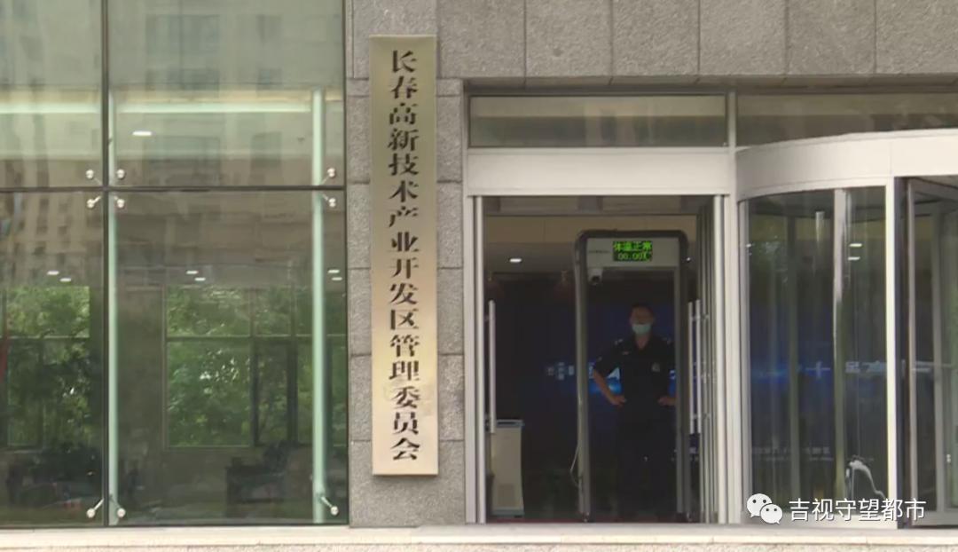 买了绿地的房子要不要退,绿地城买房三面被挡光