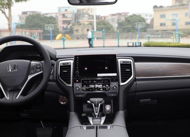 一般什么样的人开crv,一般开urv的是什么人