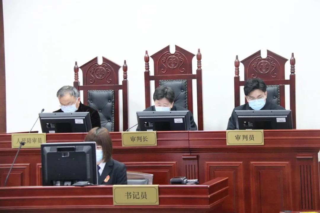 【案件传真】*子骗**假借“用工荒”“口罩荒”骗财，小心上当！海曙高桥原副镇长陆从武受贿案开庭