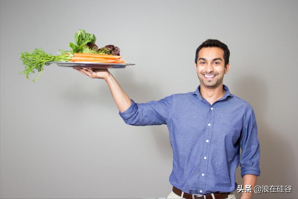 33岁身价12亿美金，成功前他失败了20次