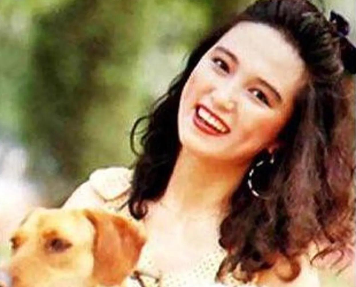 明星整容和不整容老去有什么区别,自然老去和整容明星的对比