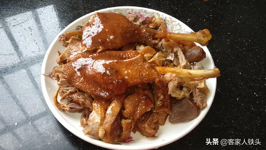 惠州豆豉碌鹅的做法及配料视频,广东人爱吃的碌鹅教你家常做法