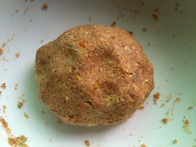 外国人用奇葩假饵钓鱼,国外钓鱼用什么假鱼饵好