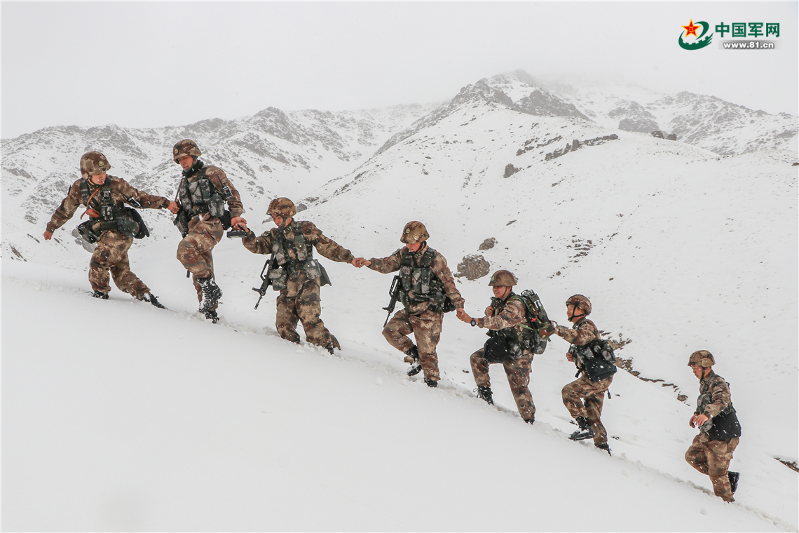 赞美军人的七句诗词,十首诗词带你领略军人浪漫与坚守