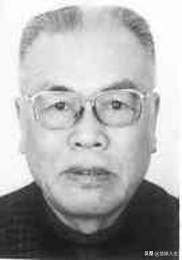 只带5美元出国，敲定中国第一笔*火军**出口订单，网爽文不敢这么写