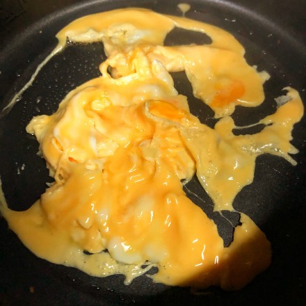 鸡蛋如何炒得又嫩又滑颤抖感十足,怎么炒出来鸡蛋嫩