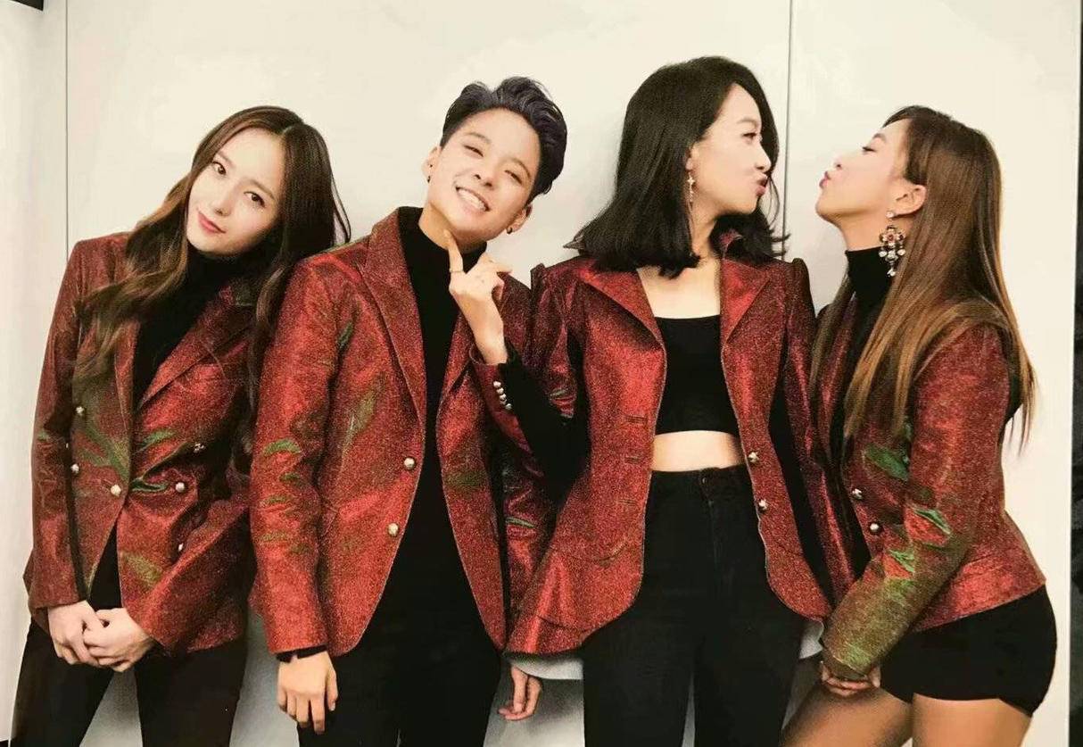 sm未出道四季组合,fx已经和sm解约了吗