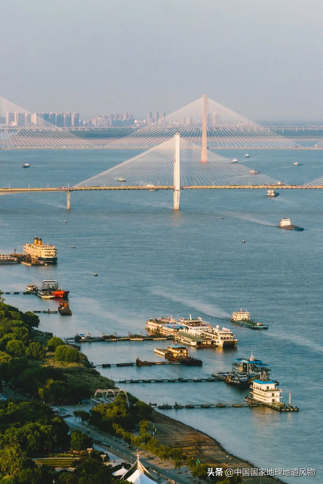 湖北襄樊是否也有武当山,襄阳武当