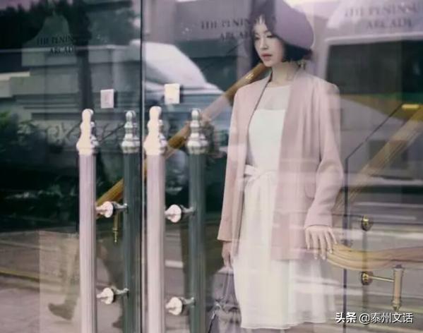 女生需要的基本款秋装有哪些？